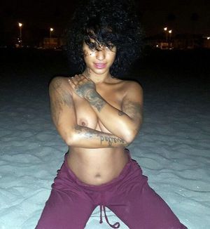hot black girls twerking naked