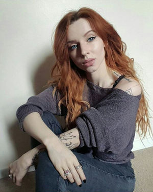gorgeous redhead amateur cums in porn debut