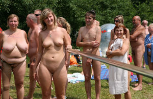 photos of nudist families
